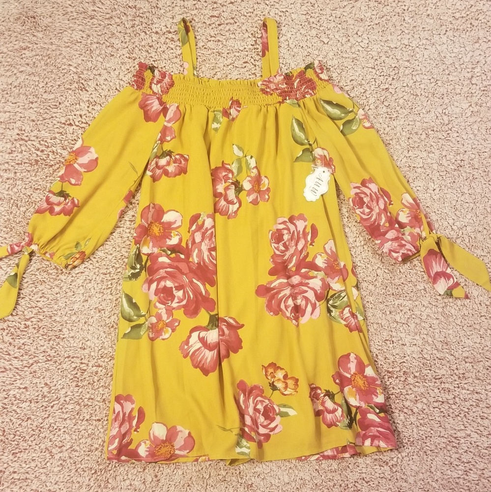 AUW Yellow and Flower Summer Dress NWT
